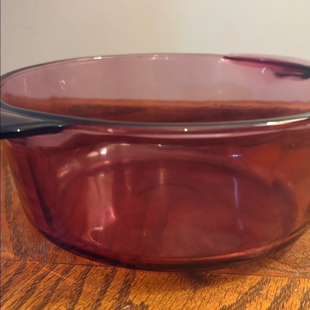 Vintage Pyrex / Corning Amethyst Purple Glass Casserole Bowl w/ Lid #1148 MCM